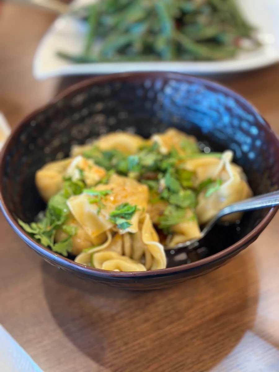 Red Oil Pork Won Tons 红油抄手